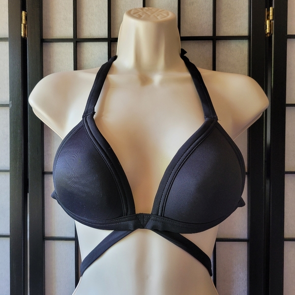 2/$8 • EUC Victoria's Secret Black Bikini Top